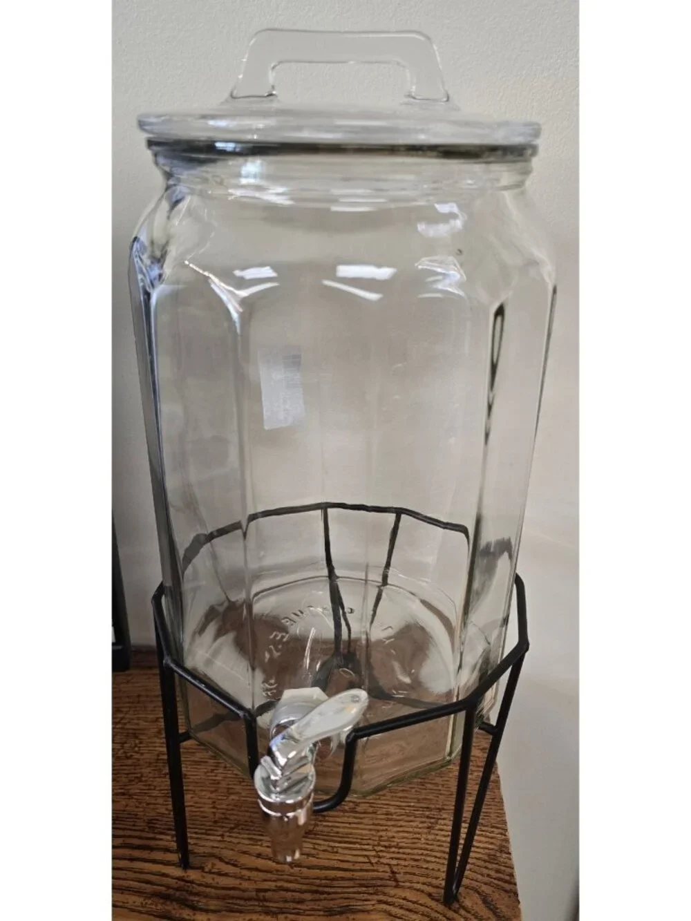 Glass Beverage Dispenser With Metal Stand & Chrome Spigot 1 Gallon Clear Glass D